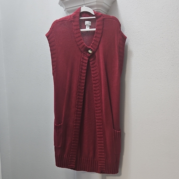 Chico's Sweaters - Chico's Vibrant Burgundy Knit Cardigan